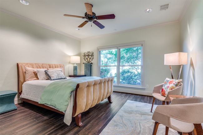 Bedroom on walk out basement level | Image 33