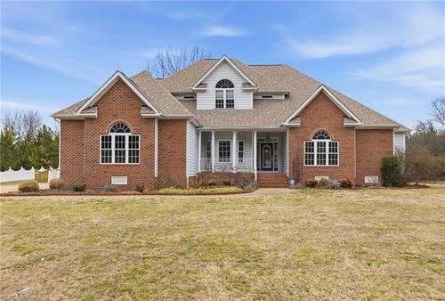 11807 Hogans Aly, Chester, VA, 23836-2664 | Card Image