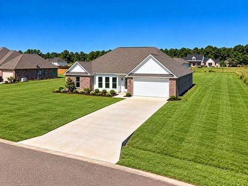 18317 Wolftrack Way, Loranger, LA, 70446-2657 | Card Image