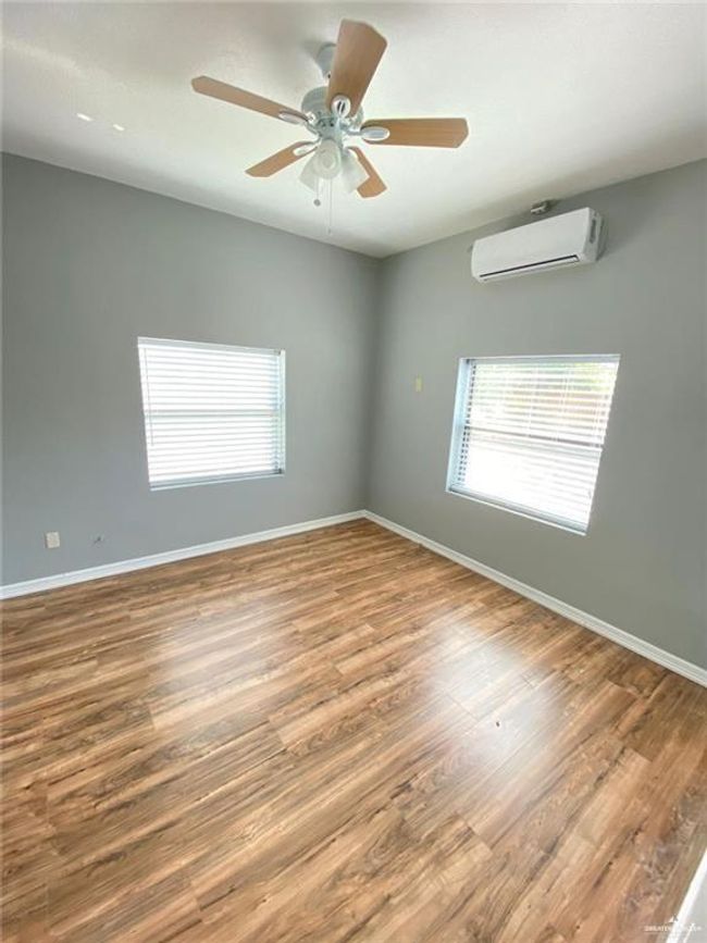 APT-17 - 1017 E Tom Landry St, Condo with 2 bedrooms, 1 bathrooms and null parking in Mission TX | Image 8