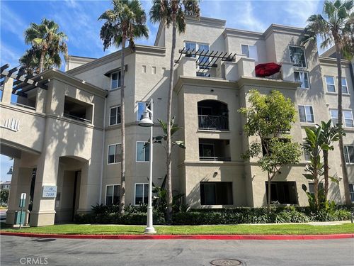 1138 Scholarship, Irvine, CA, 92612-5682 | Card Image