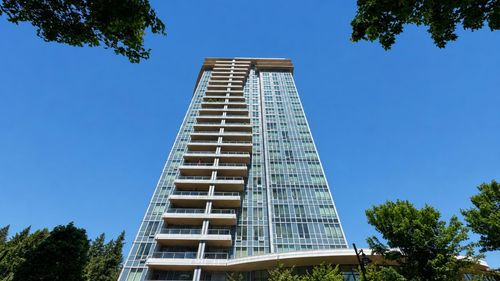 1805-3093 Windsor Gate, Coquitlam, BC, V3B0N2 | Card Image
