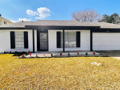 10502 Long River Dr, Sugar Land, TX, 77498-1410 | Card Image