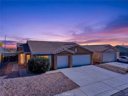 14240 Gale Dr, Victorville, CA, 92394-7352 | Card Image