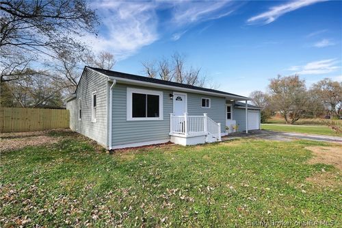 779 Yenowine Ln, Georgetown, IN, 47122-9206 | Card Image