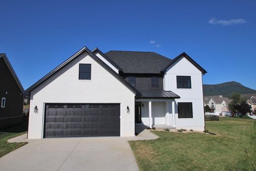 135 Alnwick Ct, ROCKINGHAM, VA, 22801-8312 | Card Image