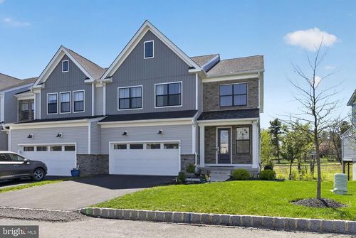 65 Tradesville Dr, DOYLESTOWN, PA, 18901-2991 | Card Image