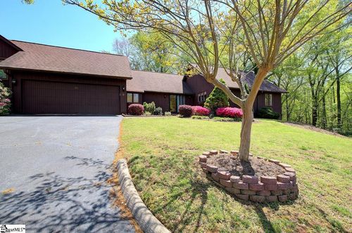 32 Creekside Way, Greenville, SC, 29609-6962 | Card Image