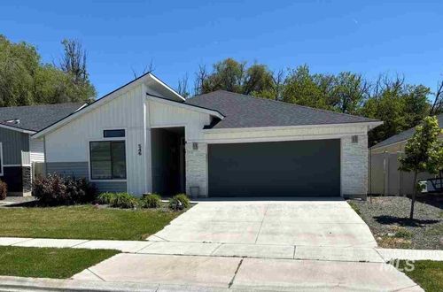 546 S Bangor Way, Nampa, ID, 83687-6814 | Card Image