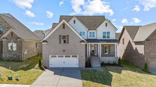 79-2036 Wt Chandler Blvd, Gallatin, TN, 37066-5117 | Card Image
