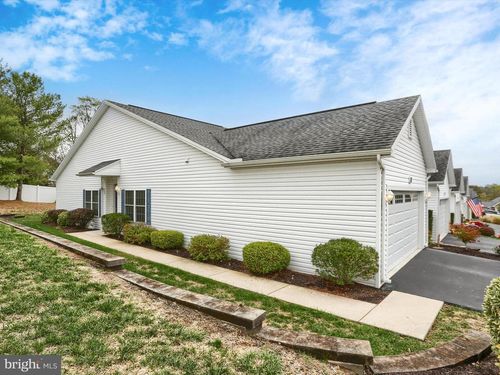 137 Lehman Dr, CARLISLE, PA, 17013-8564 | Card Image