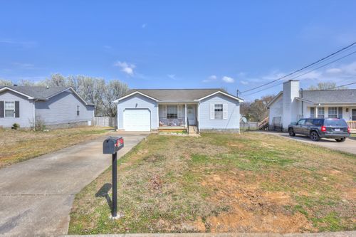 104 Natchez Ct S, LA VERGNE, TN, 37086-2637 | Card Image