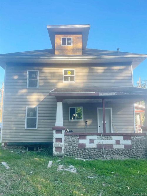 189 E Main St, Port Jervis, NY, 12771-2221 | Card Image