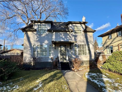 130 21st St E, Prince Albert, SK, S6V1M1 | Card Image