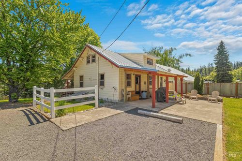 210 S 2nd St, Elk River, ID, 83827-0110 | Card Image
