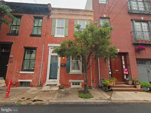127 Monroe St, PHILADELPHIA, PA, 19147-3411 | Card Image