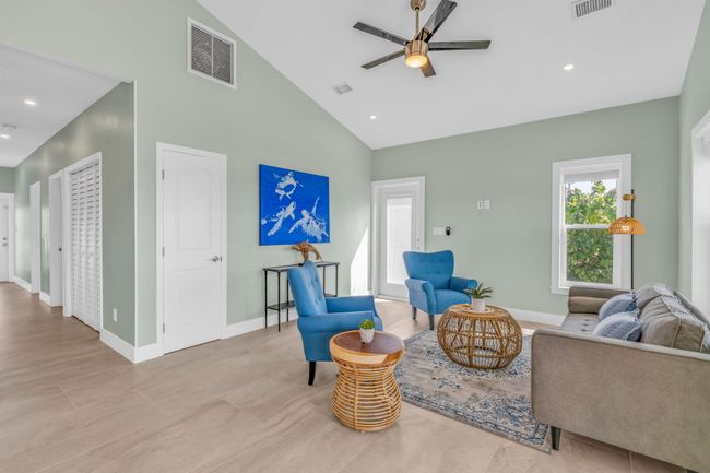 Great Room | Image 7