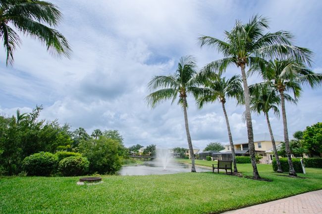 UNIT-61 - 1935 Bridgepointe Cir, House attached with 3 bedrooms, 4 bathrooms and null parking in Vero Beach FL | Image 30