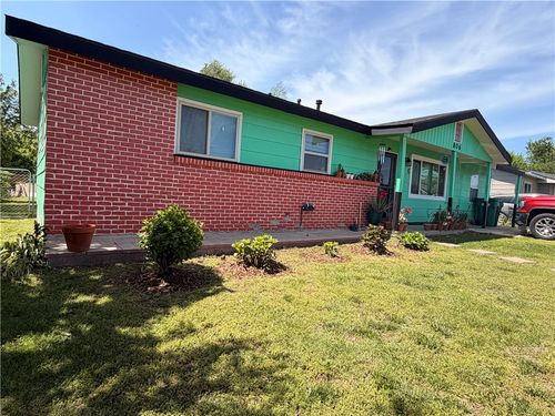 806 N 14th St, Rogers, AR, 72756-2606 | Card Image