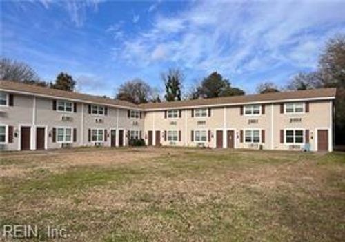 i-13 Hedge Ln, Portsmouth, VA, 23701-2074 | Card Image