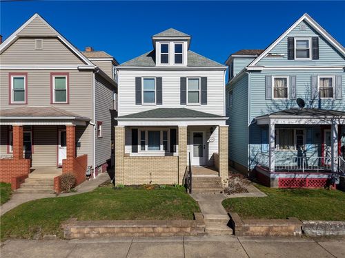 828 Maplewood Ave, Ambridge, PA, 15003-2316 | Card Image