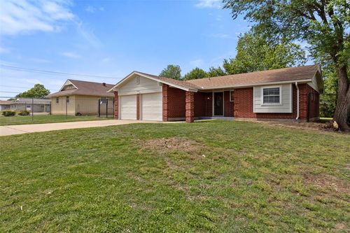 4705 Se 42nd St, Del City, OK, 73115-4405 | Card Image
