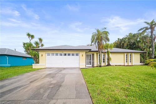 210 Ne 10th Ave, Cape Coral, FL, 33909-2621 | Card Image
