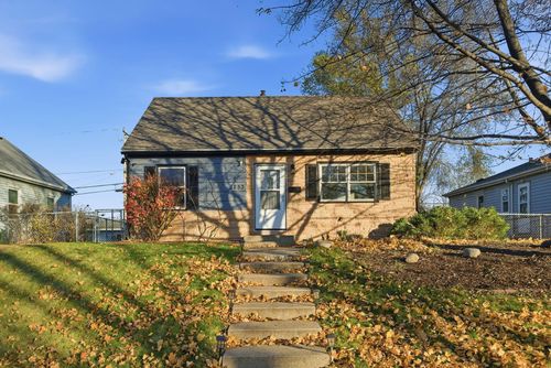 1253 7th Ave S, South Saint Paul, MN, 55075-3302 | Card Image