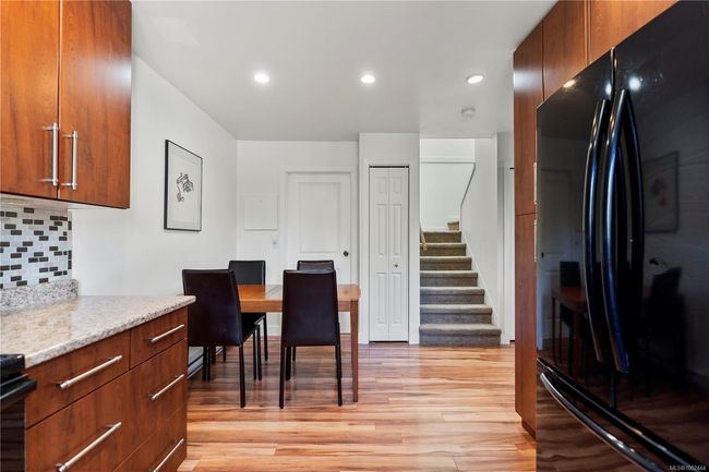 114 - 984 Dunford Ave, Townhouse with 2 bedrooms, 2 bathrooms and 2 parking in Langford BC | Image 5