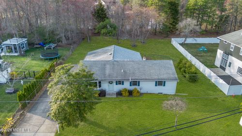 20 Sylvan Blvd, Howell, NJ, 07731-2043 | Card Image