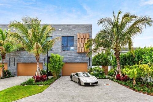 917 Ne 8th Ave, Delray Beach, FL, 33483-5726 | Card Image