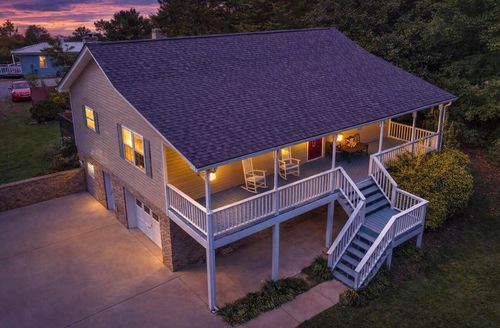 881 Keith Salem Rd, Ringgold, GA, 30736-4528 | Card Image