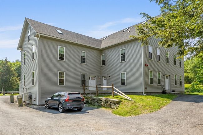 APT-3 - 166 Littleton Rd, Condo with 3 bedrooms, 3 bathrooms and 2 parking in Harvard MA | Image 5