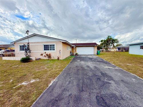 18440 Nw 28th Pl, Miami Gardens, FL, 33056-3112 | Card Image
