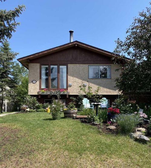 130 Silvergrove Rd Nw, Calgary, AB, T3B4K1 | Card Image