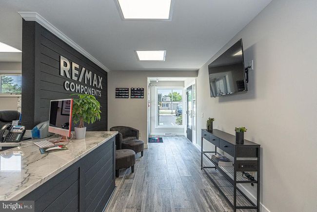 2242 S Queen St, Home with 0 bedrooms, 0 bathrooms and null parking in YORK PA | Image 5