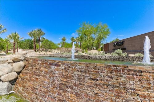 77 Syrah, Rancho Mirage, CA, 92270 | Card Image