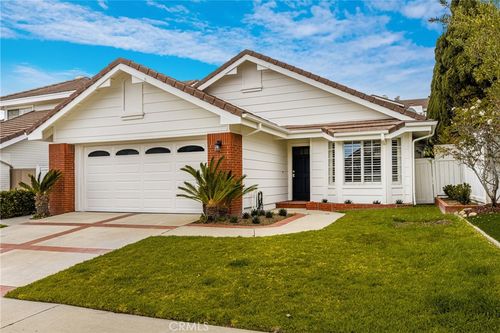 2122 Via Aguila, San Clemente, CA, 92673-5654 | Card Image