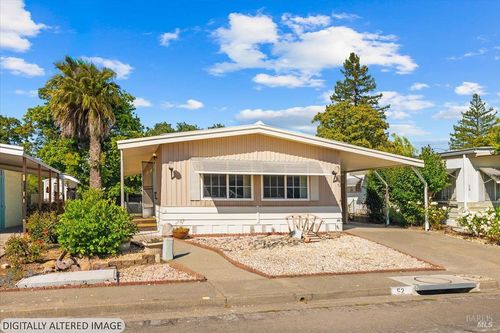 52 Westgate Cir, Santa Rosa, CA, 95401-5845 | Card Image