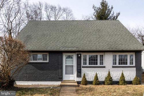 1011 Montgomery Rd, WILMINGTON, DE, 19805-1351 | Card Image