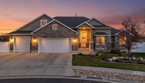 731 S 3050 W, Syracuse, UT, 84075-5126 | Card Image