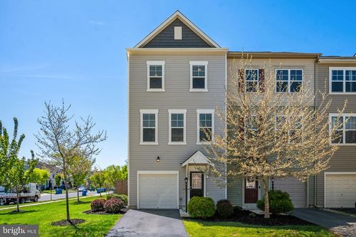 101 Gristmill Ct, STEPHENSON, VA, 22656-1996 | Card Image