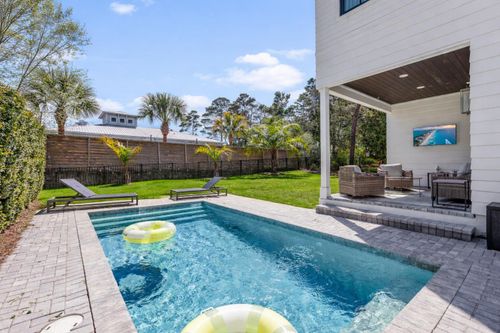 186 Bramble St, Santa Rosa Beach, FL, 32459-4422 | Card Image