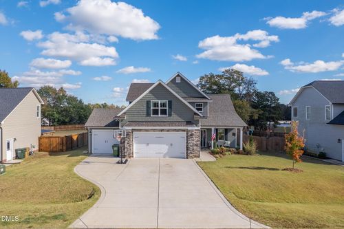 26 Valleydale Dr, Benson, NC, 27504-8731 | Card Image