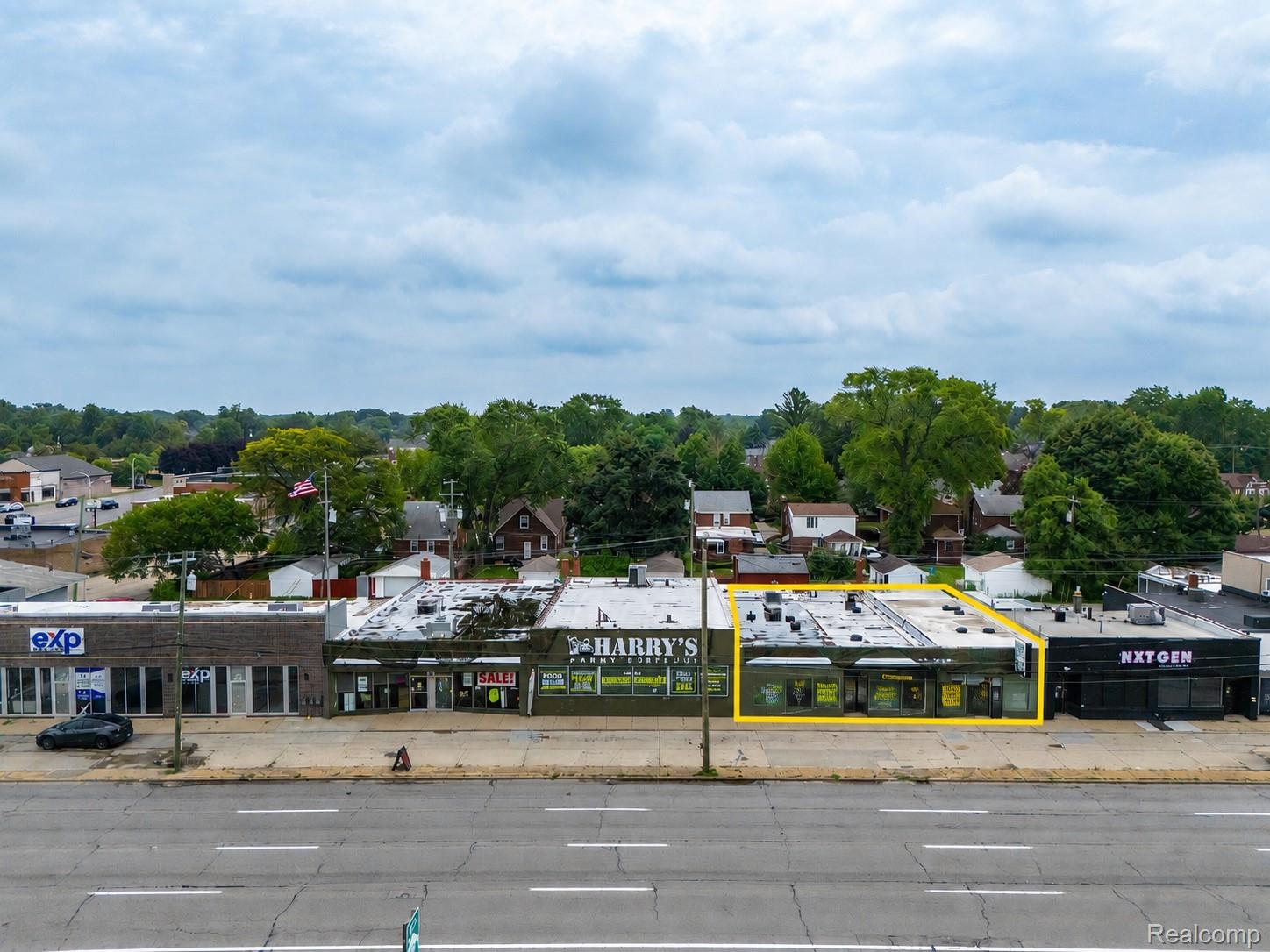 Commercial Lease in Dearborn