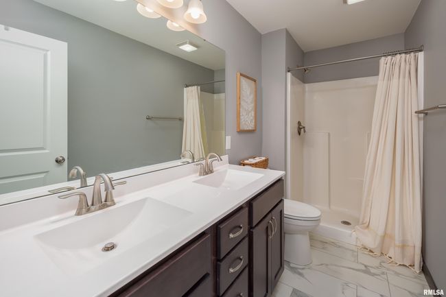 UNIT-201 - 440 E Franklin St, Condo with 2 bedrooms, 2 bathrooms and null parking in Eldridge IA | Image 24