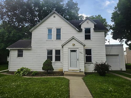 1009 11th Avenue, Clarkfield, MN, 56223 | Card Image