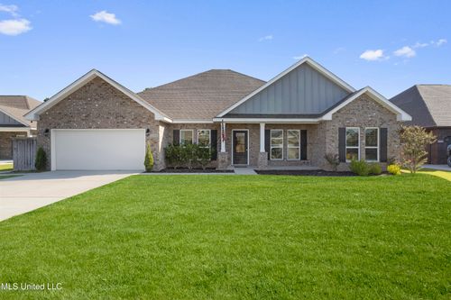 6594 Sugarcane Cir, Ocean Springs, MS, 39564-8945 | Card Image