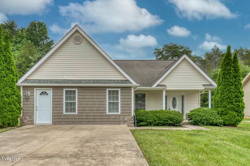 250 Bradford Ln, Bristol, TN, 37620-2982 | Card Image