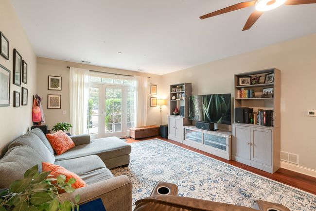 APT-102 - 620 Mchenry Rd, Condo with 2 bedrooms, 2 bathrooms and 1 parking in Wheeling IL | Image 5